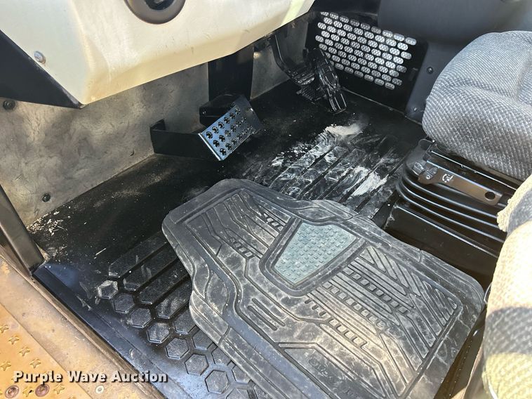 image for item DQ1051 2016 Caterpillar 730C  haul truck