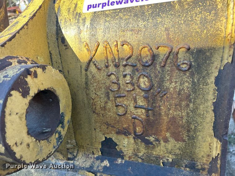 image for item DQ1052 50" W excavator bucket