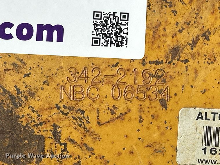 image for item DQ1057 Caterpillar  57" W excavator bucket