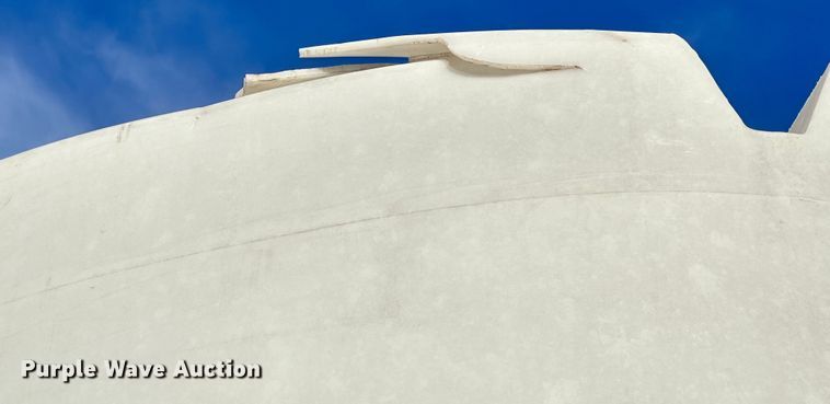 image for item DQ1513 (3) tanks