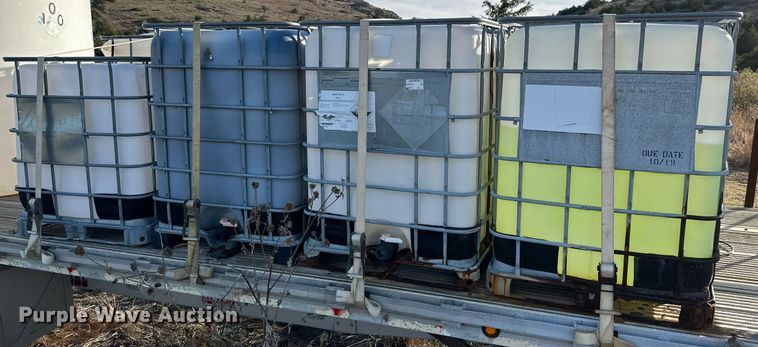 image for item DQ1514 (8) poly totes