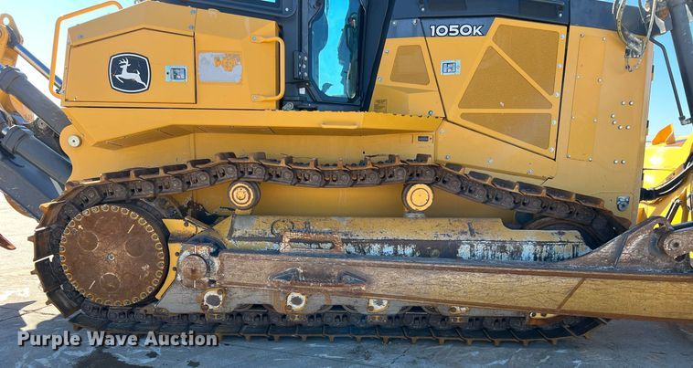 image for item DQ2264 2015 John Deere 1050K  dozer