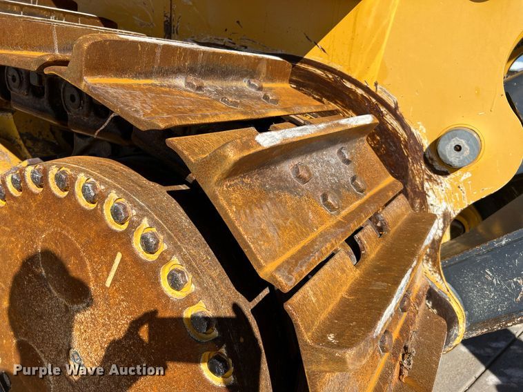 image for item DQ2264 2015 John Deere 1050K  dozer