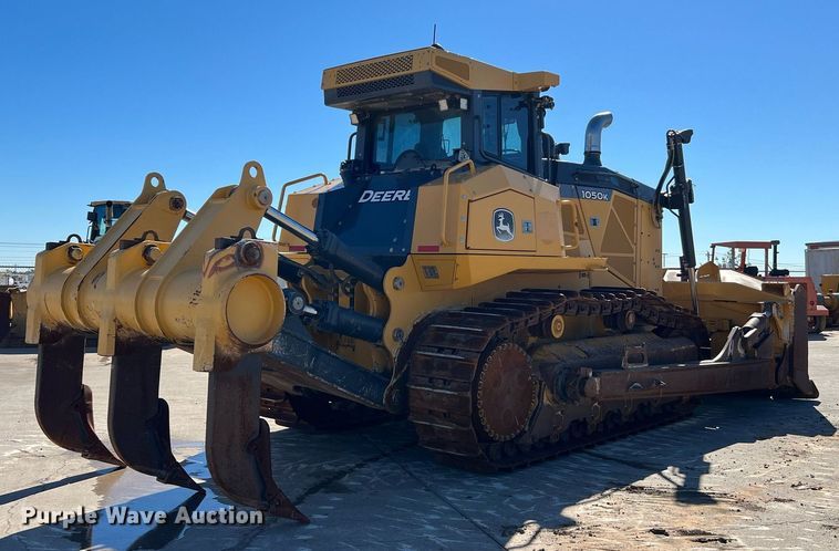 image for item DQ2265 2015 John Deere 1050K  dozer