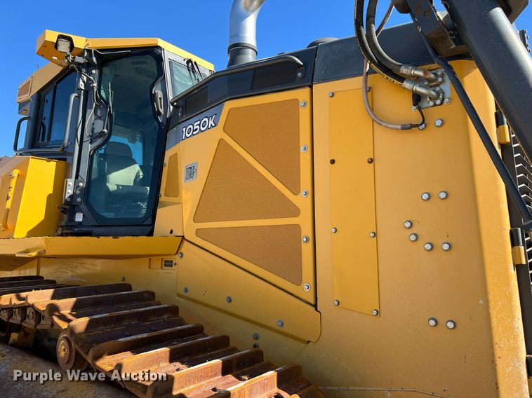 image for item DQ2265 2015 John Deere 1050K  dozer