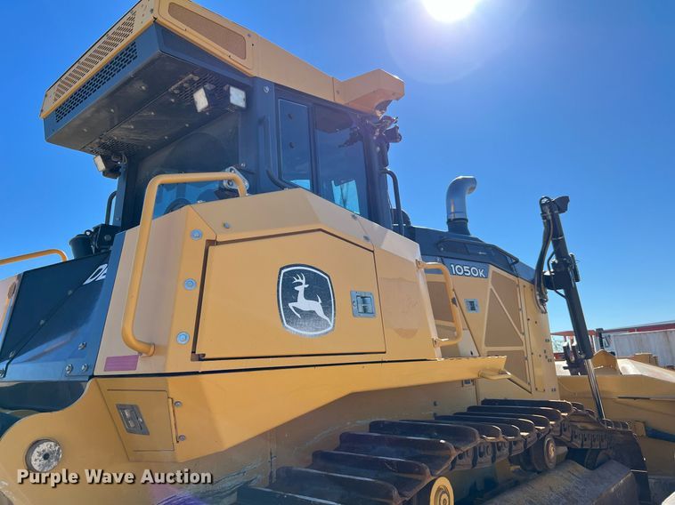 image for item DQ2265 2015 John Deere 1050K  dozer