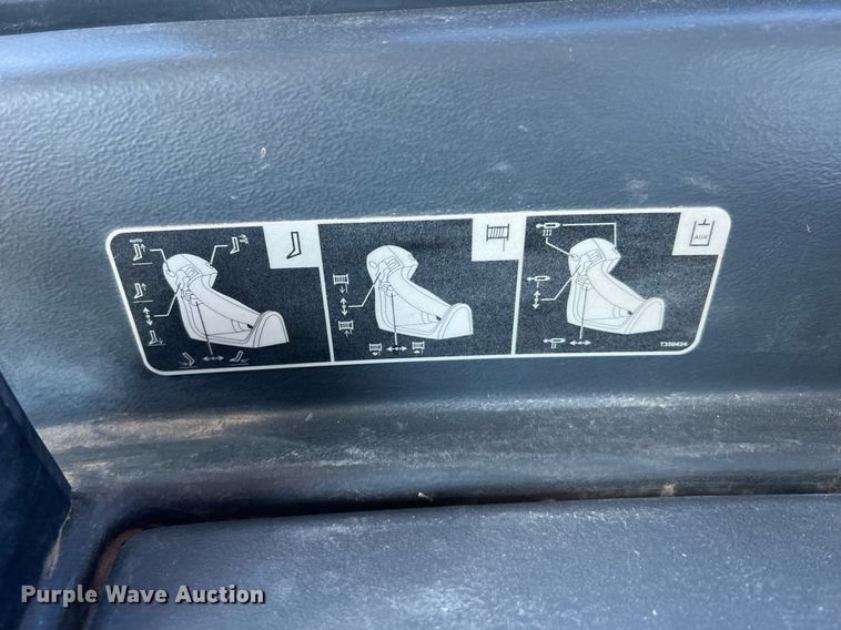 image for item DQ2265 2015 John Deere 1050K  dozer