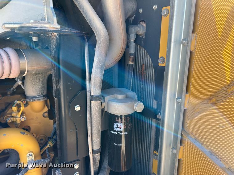 image for item DQ2265 2015 John Deere 1050K  dozer