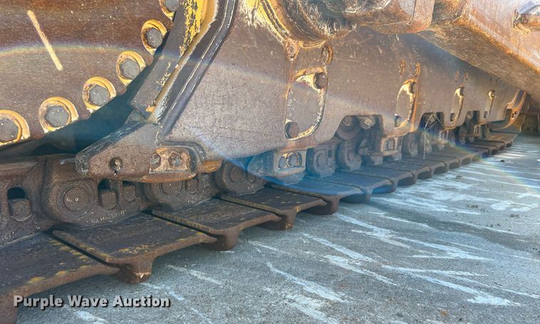 image for item DQ2265 2015 John Deere 1050K  dozer