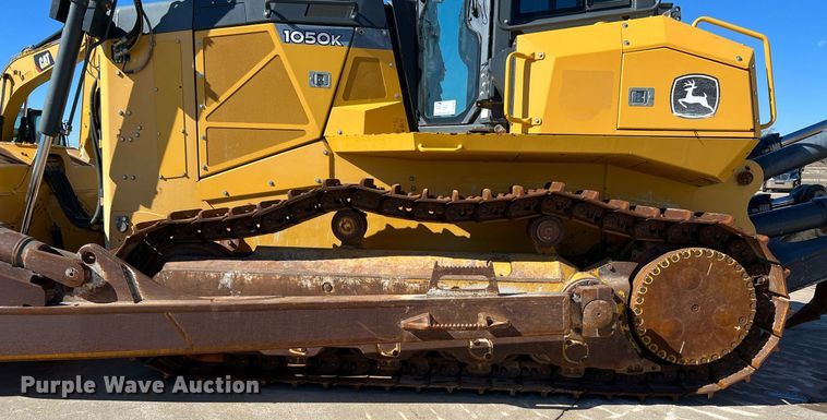 image for item DQ2265 2015 John Deere 1050K  dozer