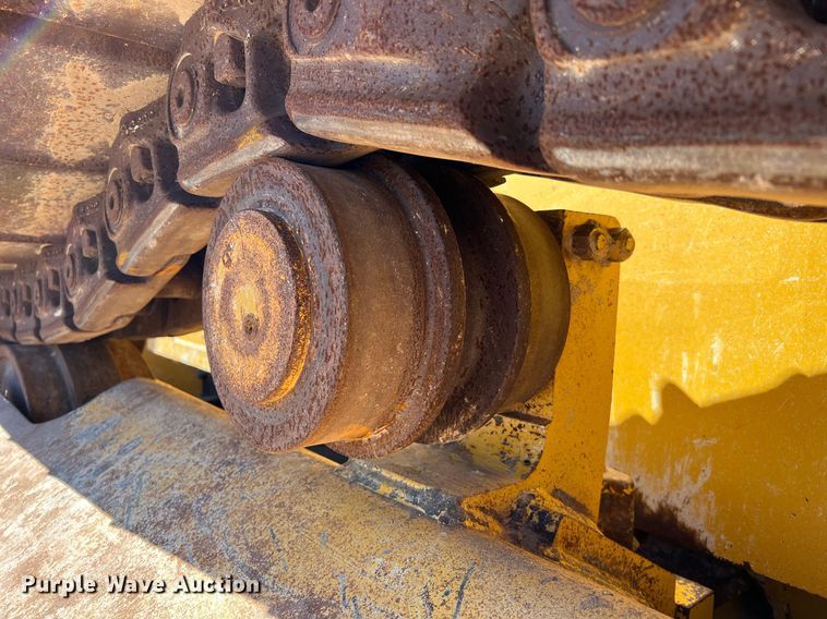 image for item DQ2265 2015 John Deere 1050K  dozer