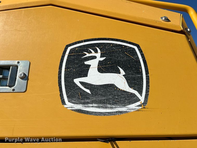 image for item DQ2265 2015 John Deere 1050K  dozer