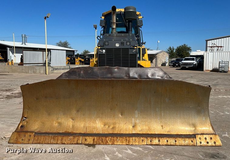 image for item DQ2266 2018 John Deere 850K WLT  dozer