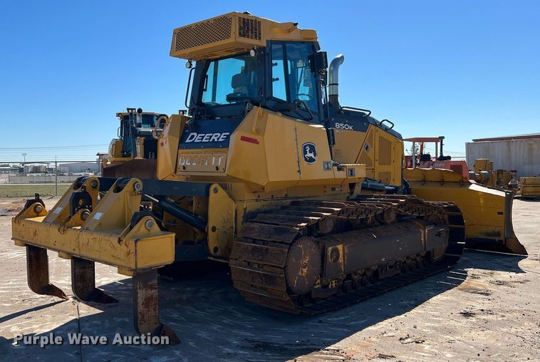 image for item DQ2266 2018 John Deere 850K WLT  dozer