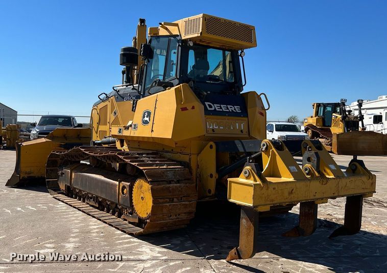 image for item DQ2266 2018 John Deere 850K WLT  dozer