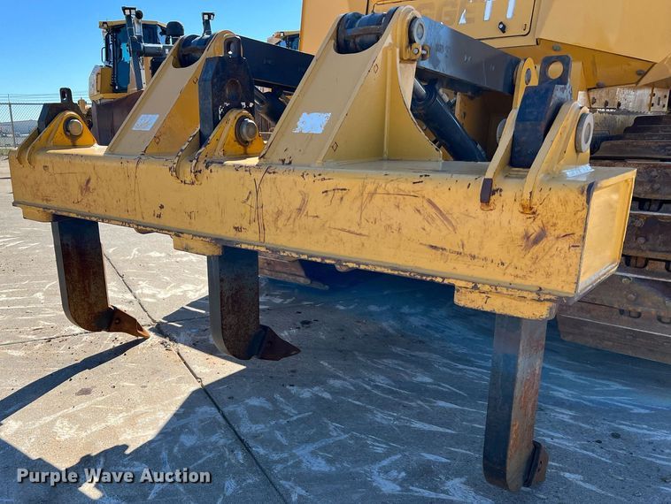 image for item DQ2266 2018 John Deere 850K WLT  dozer