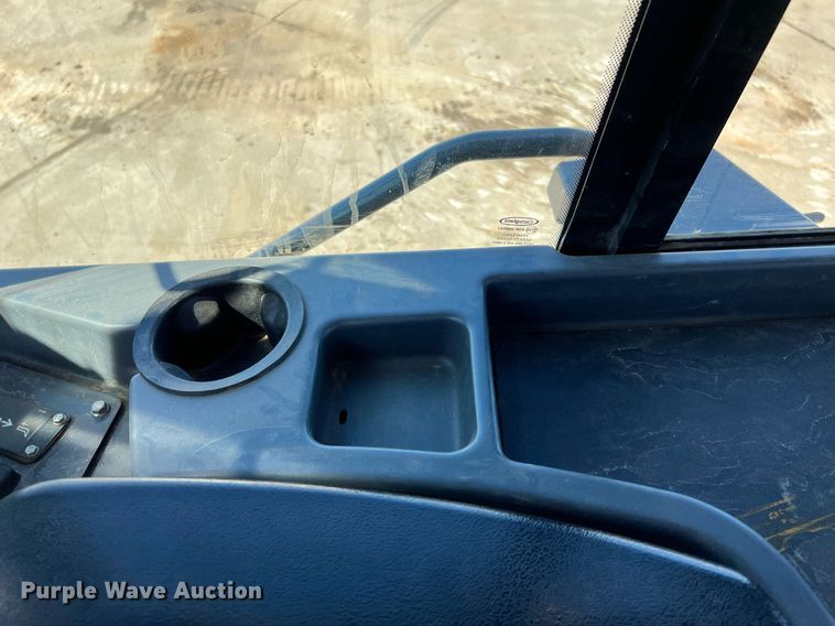 image for item DQ2266 2018 John Deere 850K WLT  dozer