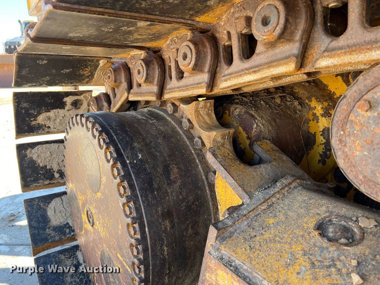 image for item DQ2266 2018 John Deere 850K WLT  dozer