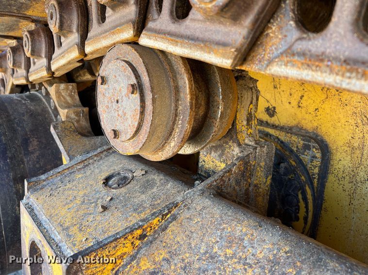 image for item DQ2266 2018 John Deere 850K WLT  dozer