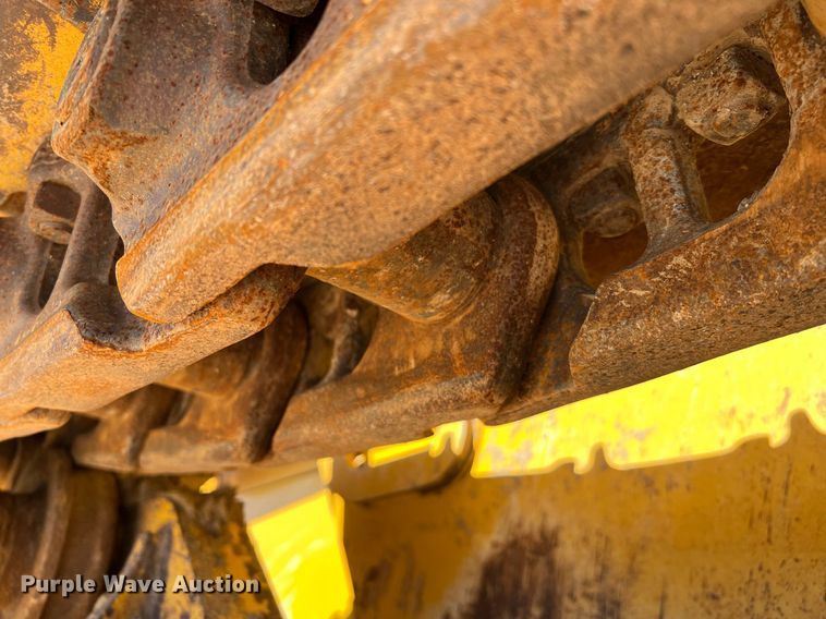 image for item DQ2266 2018 John Deere 850K WLT  dozer