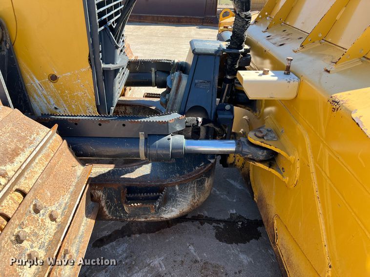 image for item DQ2267 2019 John Deere 750K LGP  dozer