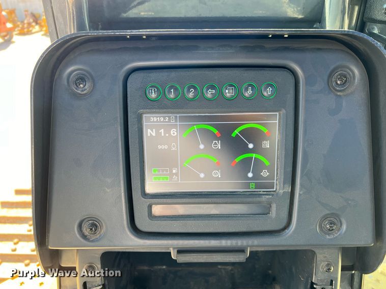 image for item DQ2267 2019 John Deere 750K LGP  dozer