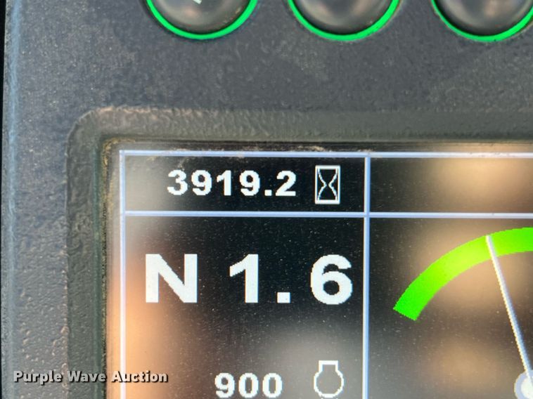 image for item DQ2267 2019 John Deere 750K LGP  dozer