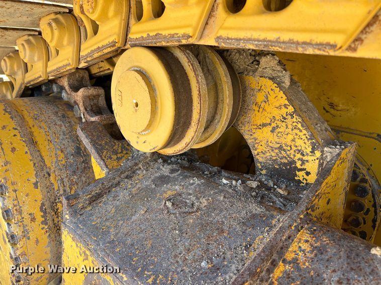 image for item DQ2267 2019 John Deere 750K LGP  dozer