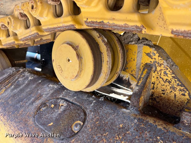 image for item DQ2267 2019 John Deere 750K LGP  dozer