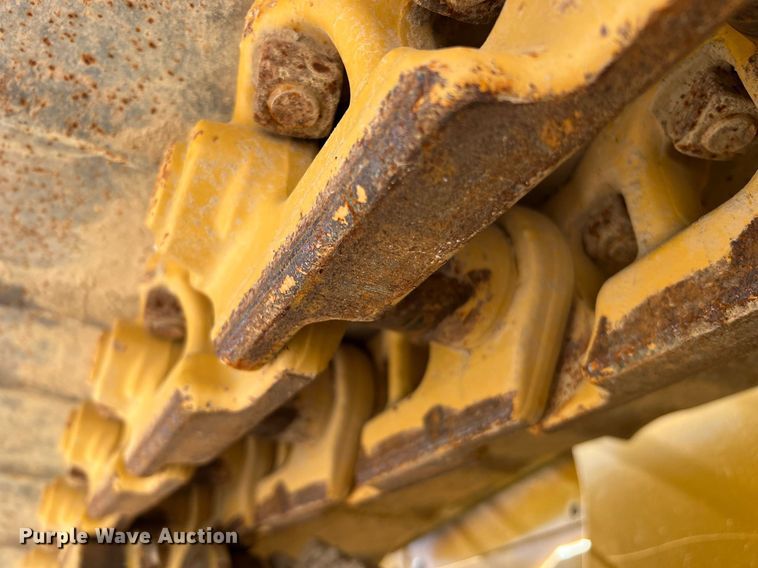 image for item DQ2267 2019 John Deere 750K LGP  dozer