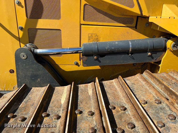 image for item DQ2268 2018 John Deere 750K LGP  dozer