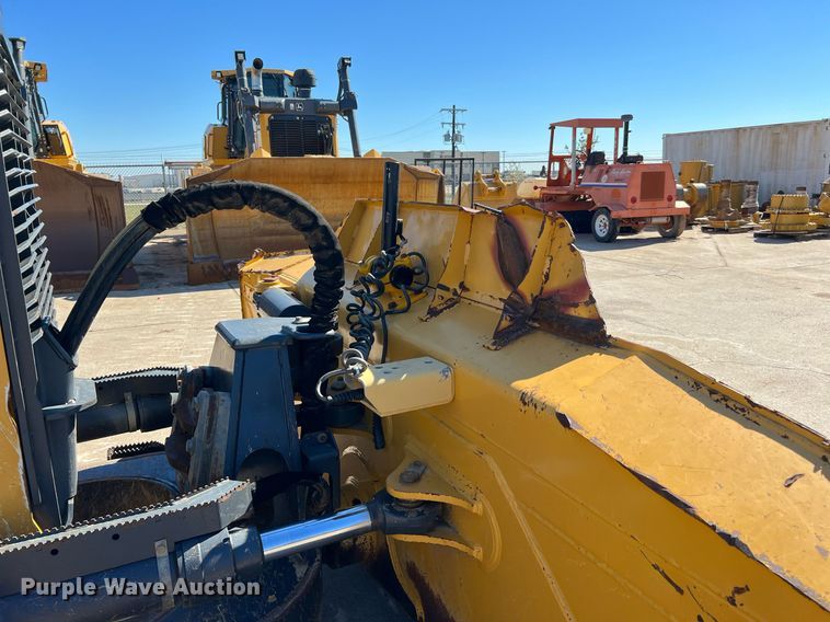 image for item DQ2268 2018 John Deere 750K LGP  dozer