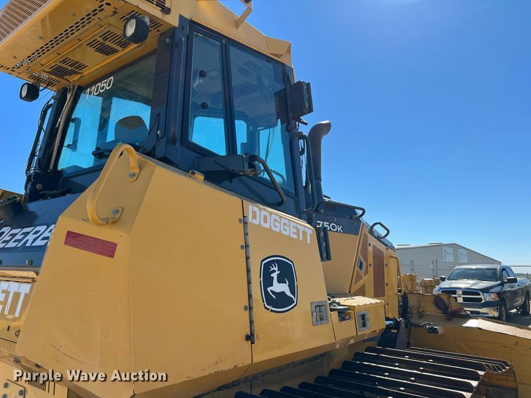 image for item DQ2268 2018 John Deere 750K LGP  dozer