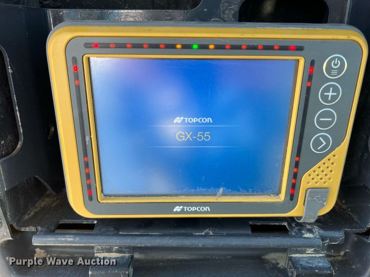 image for item DQ2268 2018 John Deere 750K LGP  dozer