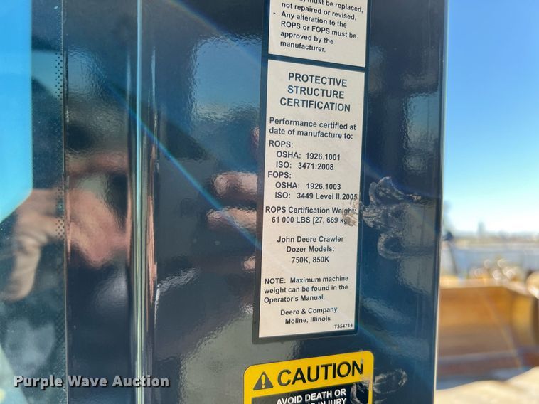 image for item DQ2268 2018 John Deere 750K LGP  dozer