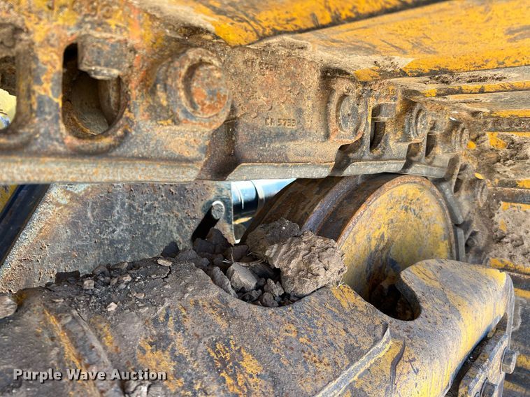 image for item DQ2268 2018 John Deere 750K LGP  dozer