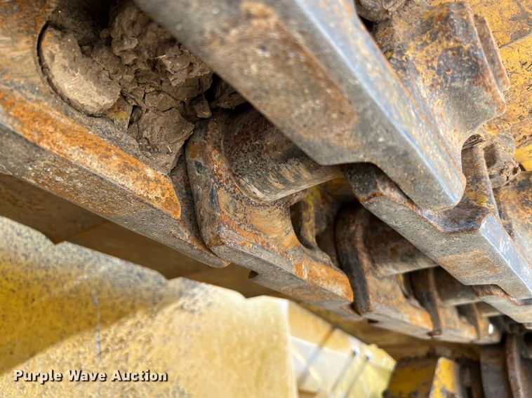 image for item DQ2268 2018 John Deere 750K LGP  dozer