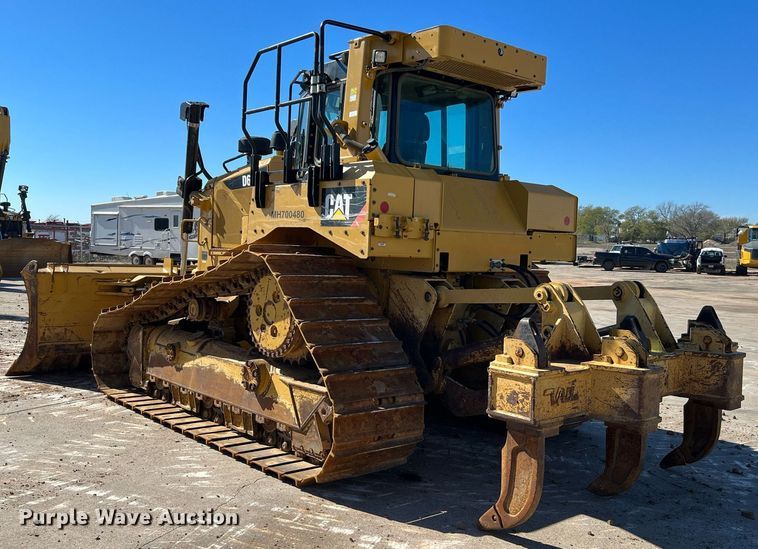 image for item DQ2269 2018 Caterpillar D6T LGP  dozer