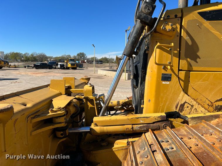 image for item DQ2269 2018 Caterpillar D6T LGP  dozer