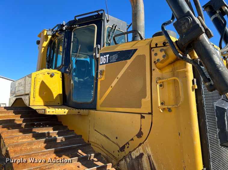 image for item DQ2269 2018 Caterpillar D6T LGP  dozer