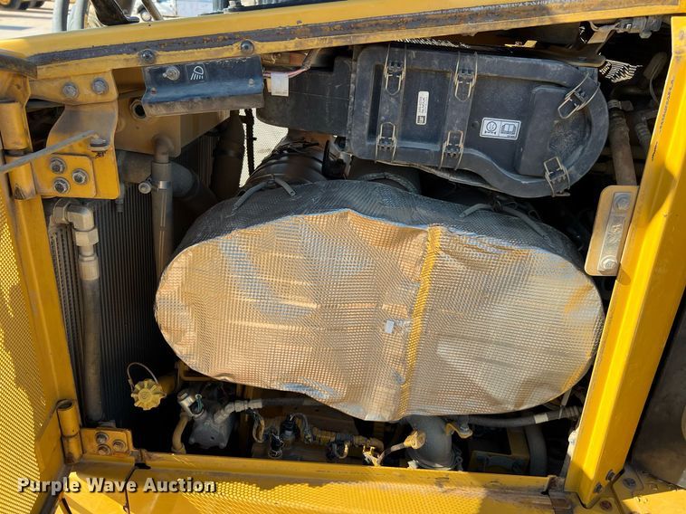 image for item DQ2269 2018 Caterpillar D6T LGP  dozer