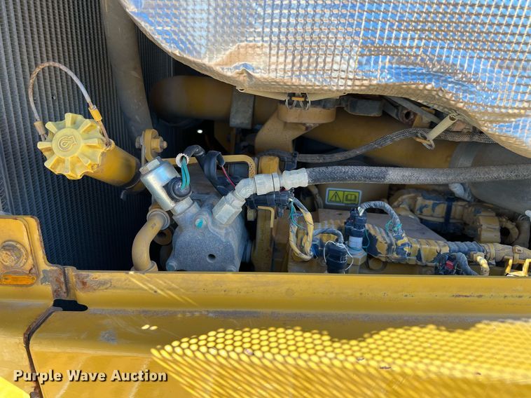 image for item DQ2269 2018 Caterpillar D6T LGP  dozer