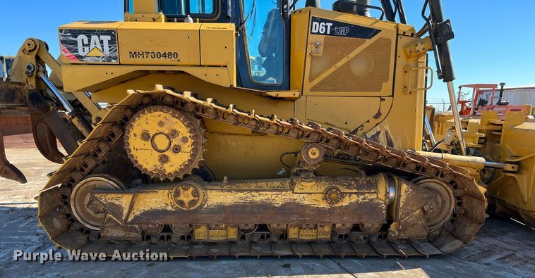 image for item DQ2269 2018 Caterpillar D6T LGP  dozer