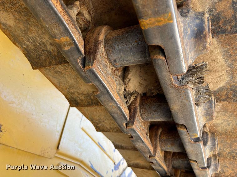 image for item DQ2269 2018 Caterpillar D6T LGP  dozer