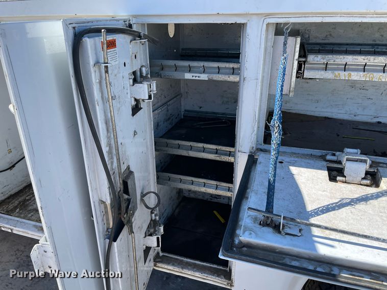 image for item DQ2273 2014 Ford F550 Super Duty  utility / service truck