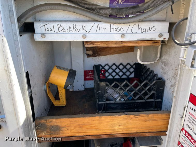 image for item DQ2273 2014 Ford F550 Super Duty  utility / service truck