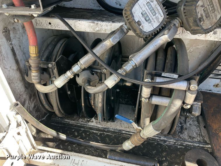 image for item DQ2273 2014 Ford F550 Super Duty  utility / service truck