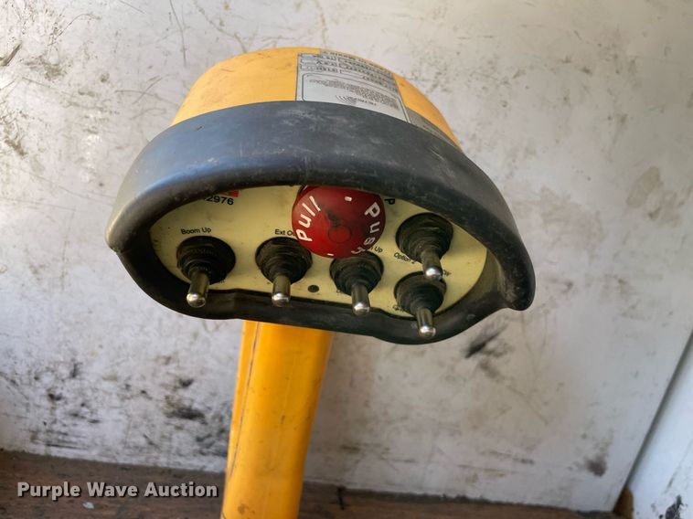 image for item DQ2273 2014 Ford F550 Super Duty  utility / service truck