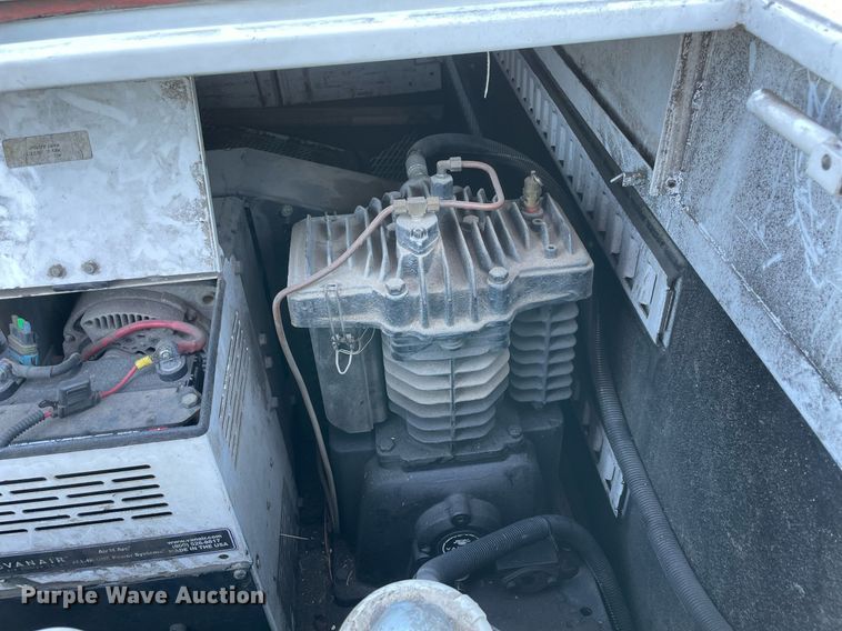 image for item DQ2273 2014 Ford F550 Super Duty  utility / service truck