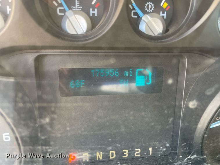 image for item DQ2273 2014 Ford F550 Super Duty  utility / service truck